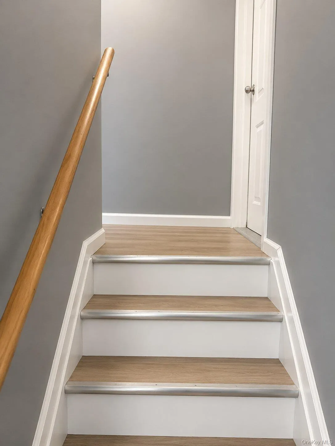 866 Fairmount Place, New York, NY, 2 Bedrooms Bedrooms, 3 Rooms Rooms,1 BathroomBathrooms,Residential Lease,For Rent,Fairmount,0,997842 866 Fairmount Place, New York, NY, 2 Bedrooms Bedrooms, 3 Rooms Rooms,1 BathroomBathrooms,Residential Lease,For Rent,Fairmount,0,997842