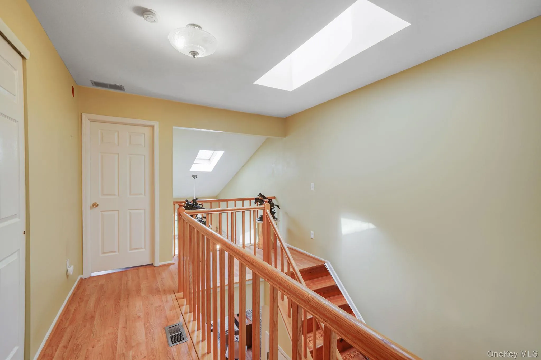 31 Quail Court, Brookhaven, NY, 2 Bedrooms Bedrooms, 6 Rooms Rooms,1 BathroomBathrooms,Residential,For Rent,Quail,0,997850 31 Quail Court, Brookhaven, NY, 2 Bedrooms Bedrooms, 6 Rooms Rooms,1 BathroomBathrooms,Residential,For Rent,Quail,0,997850