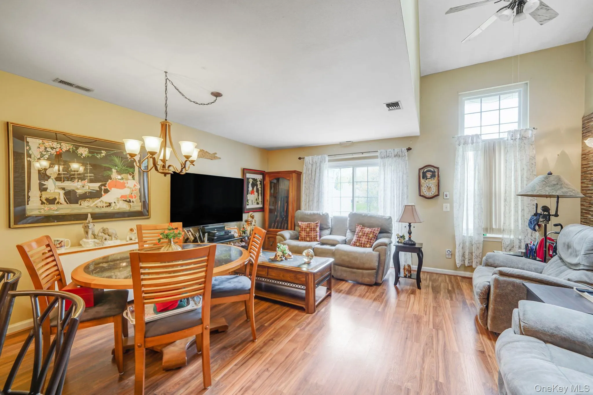 31 Quail Court, Brookhaven, NY, 2 Bedrooms Bedrooms, 6 Rooms Rooms,1 BathroomBathrooms,Residential,For Rent,Quail,0,997850 31 Quail Court, Brookhaven, NY, 2 Bedrooms Bedrooms, 6 Rooms Rooms,1 BathroomBathrooms,Residential,For Rent,Quail,0,997850