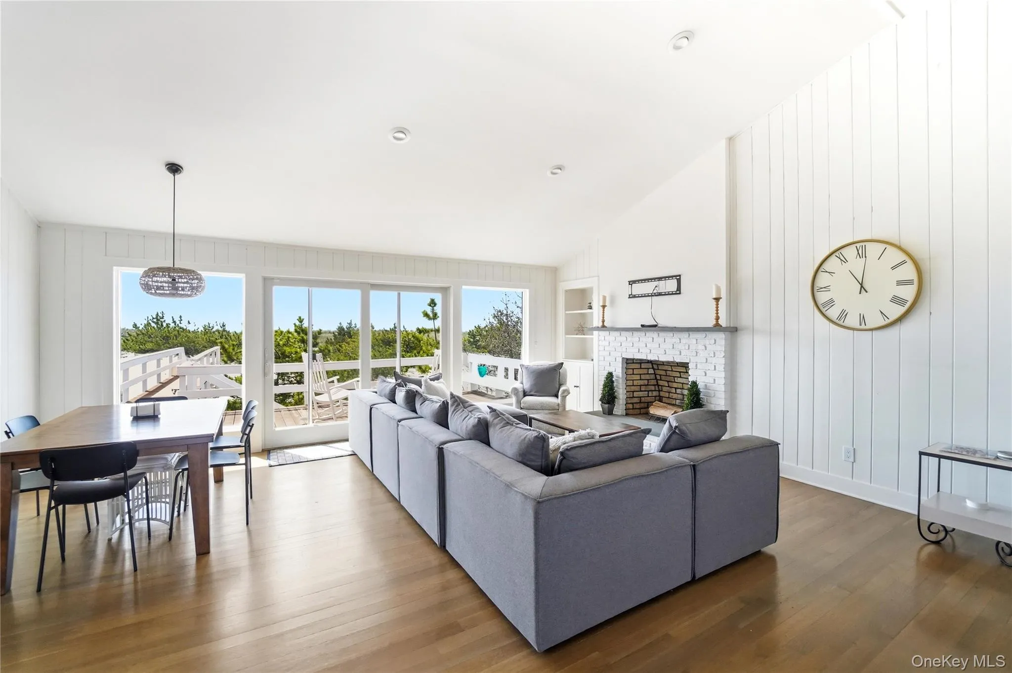 355 Dune Road, Southampton, NY, 5 Bedrooms Bedrooms, 11 Rooms Rooms,4 BathroomsBathrooms,Residential Lease,For Rent,Dune,0,997861 355 Dune Road, Southampton, NY, 5 Bedrooms Bedrooms, 11 Rooms Rooms,4 BathroomsBathrooms,Residential Lease,For Rent,Dune,0,997861