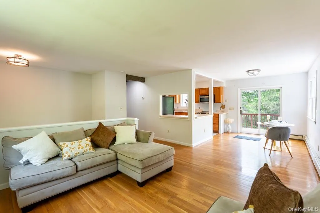 23 Lakeview Drive, Pawling, NY, 4 Bedrooms Bedrooms, 6 Rooms Rooms,2 BathroomsBathrooms,Residential,For Rent,Lakeview,0,997863 23 Lakeview Drive, Pawling, NY, 4 Bedrooms Bedrooms, 6 Rooms Rooms,2 BathroomsBathrooms,Residential,For Rent,Lakeview,0,997863