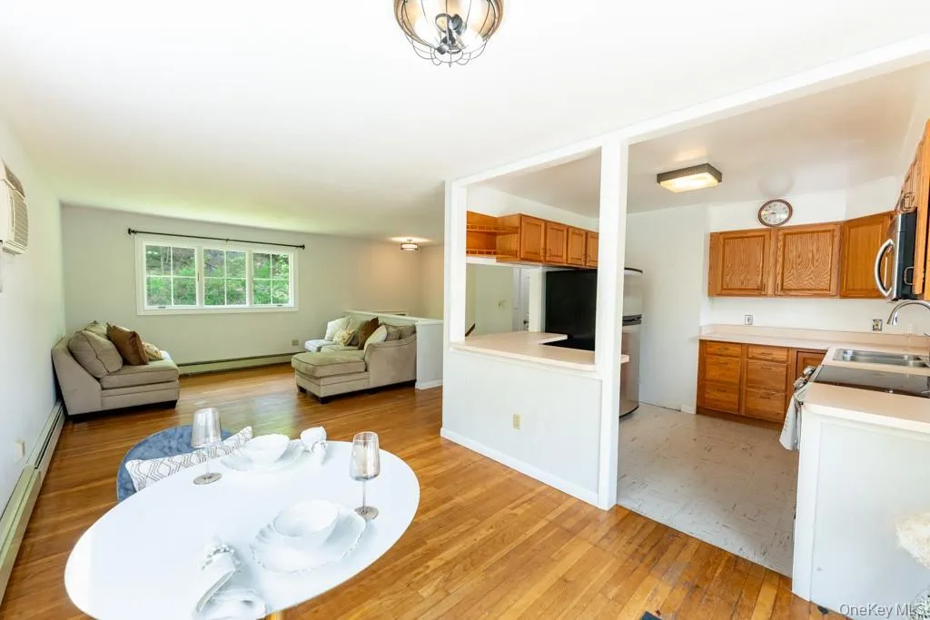 23 Lakeview Drive, Pawling, NY, 4 Bedrooms Bedrooms, 6 Rooms Rooms,2 BathroomsBathrooms,Residential,For Rent,Lakeview,0,997863 23 Lakeview Drive, Pawling, NY, 4 Bedrooms Bedrooms, 6 Rooms Rooms,2 BathroomsBathrooms,Residential,For Rent,Lakeview,0,997863