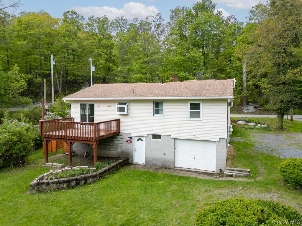 23 Lakeview Drive, Pawling, NY, 4 Bedrooms Bedrooms, 6 Rooms Rooms,2 BathroomsBathrooms,Residential,For Rent,Lakeview,0,997863 23 Lakeview Drive, Pawling, NY, 4 Bedrooms Bedrooms, 6 Rooms Rooms,2 BathroomsBathrooms,Residential,For Rent,Lakeview,0,997863