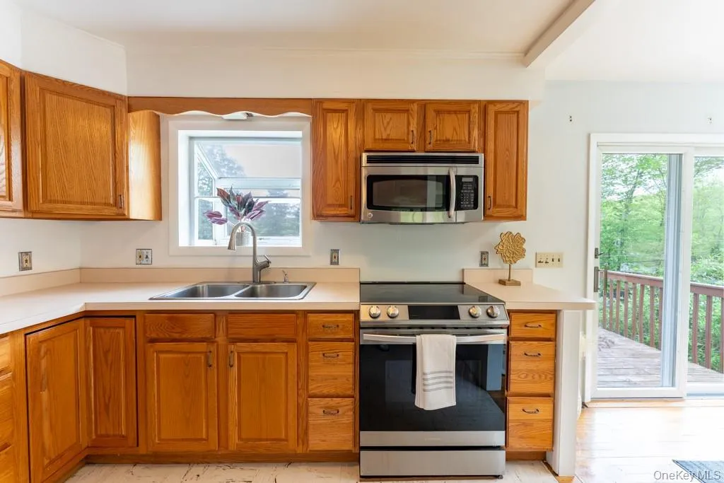 23 Lakeview Drive, Pawling, NY, 4 Bedrooms Bedrooms, 6 Rooms Rooms,2 BathroomsBathrooms,Residential,For Rent,Lakeview,0,997863 23 Lakeview Drive, Pawling, NY, 4 Bedrooms Bedrooms, 6 Rooms Rooms,2 BathroomsBathrooms,Residential,For Rent,Lakeview,0,997863