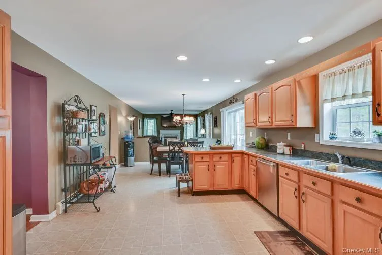 47 Police Drive, Goshen, NY, 5 Bedrooms Bedrooms, 13 Rooms Rooms,2 BathroomsBathrooms,Residential Lease,For Rent,Police,0,997876 47 Police Drive, Goshen, NY, 5 Bedrooms Bedrooms, 13 Rooms Rooms,2 BathroomsBathrooms,Residential Lease,For Rent,Police,0,997876
