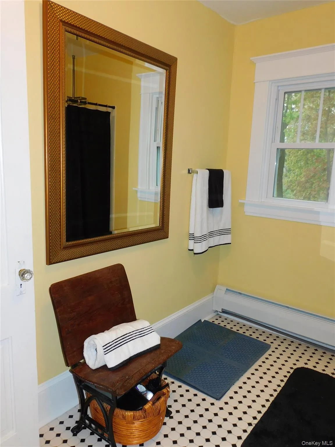 3 Hadden Place, Liberty, NY, 3 Bedrooms Bedrooms, 7 Rooms Rooms,1 BathroomBathrooms,Residential Sale,For Rent,Hadden,0,997879 3 Hadden Place, Liberty, NY, 3 Bedrooms Bedrooms, 7 Rooms Rooms,1 BathroomBathrooms,Residential Sale,For Rent,Hadden,0,997879
