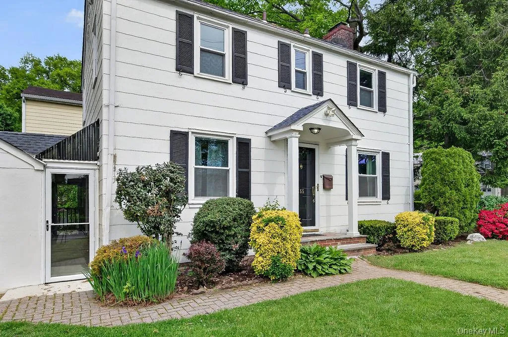 155 White Road, Scarsdale, NY, 3 Bedrooms Bedrooms, 6 Rooms Rooms,1 BathroomBathrooms,Residential Lease,For Rent,White,0,997883 155 White Road, Scarsdale, NY, 3 Bedrooms Bedrooms, 6 Rooms Rooms,1 BathroomBathrooms,Residential Lease,For Rent,White,0,997883