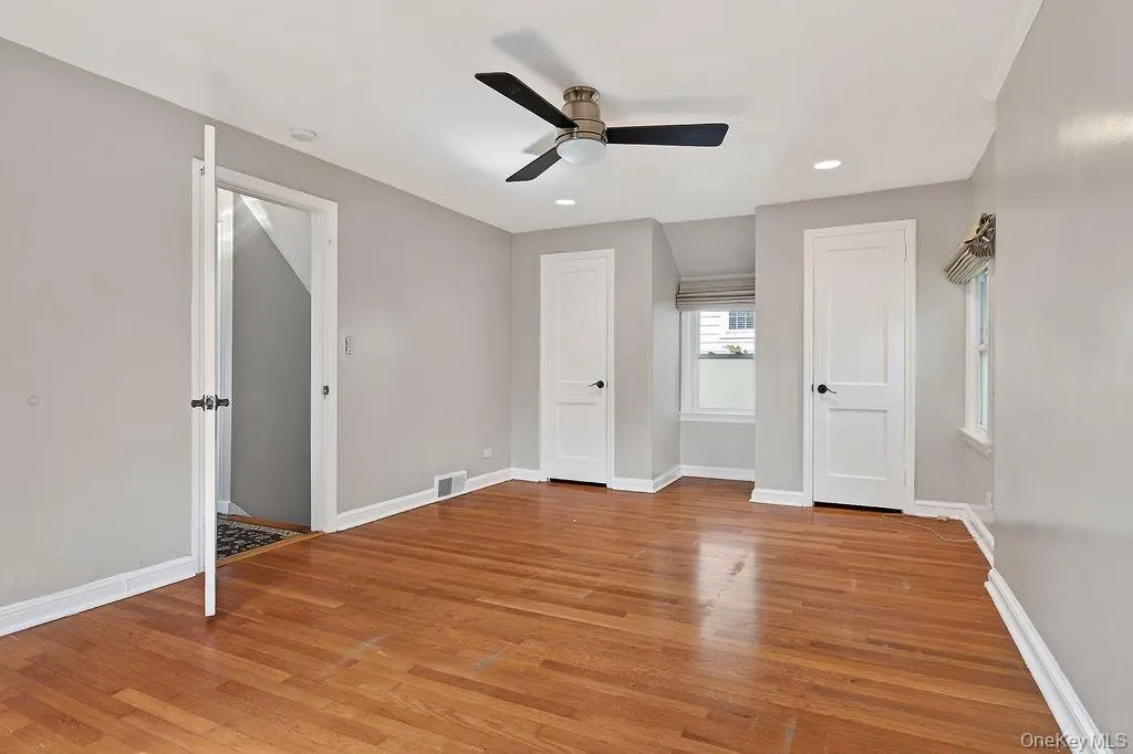 155 White Road, Scarsdale, NY, 3 Bedrooms Bedrooms, 6 Rooms Rooms,1 BathroomBathrooms,Residential Lease,For Rent,White,0,997883 155 White Road, Scarsdale, NY, 3 Bedrooms Bedrooms, 6 Rooms Rooms,1 BathroomBathrooms,Residential Lease,For Rent,White,0,997883