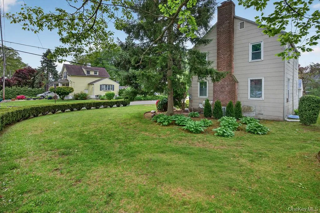 155 White Road, Scarsdale, NY, 3 Bedrooms Bedrooms, 6 Rooms Rooms,1 BathroomBathrooms,Residential Lease,For Rent,White,0,997883 155 White Road, Scarsdale, NY, 3 Bedrooms Bedrooms, 6 Rooms Rooms,1 BathroomBathrooms,Residential Lease,For Rent,White,0,997883