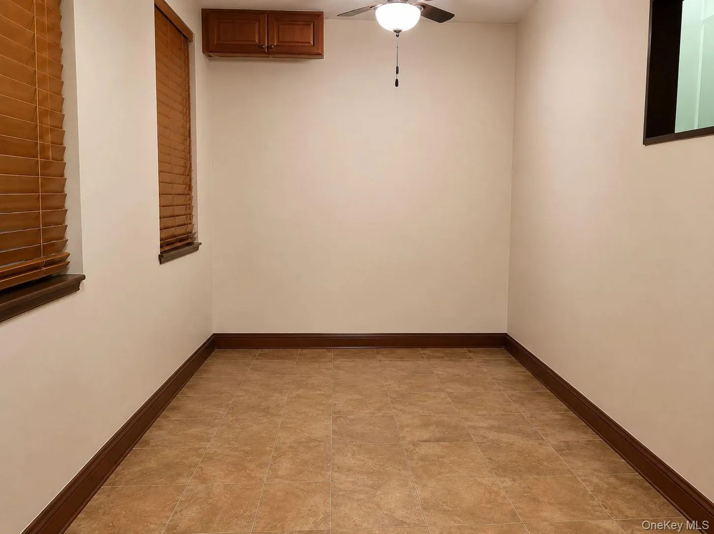 21-06 35th Street, New York, NY, 1 Bedroom Bedrooms, 3 Rooms Rooms,1 BathroomBathrooms,Residential,For Rent,35th,0,997893 21-06 35th Street, New York, NY, 1 Bedroom Bedrooms, 3 Rooms Rooms,1 BathroomBathrooms,Residential,For Rent,35th,0,997893