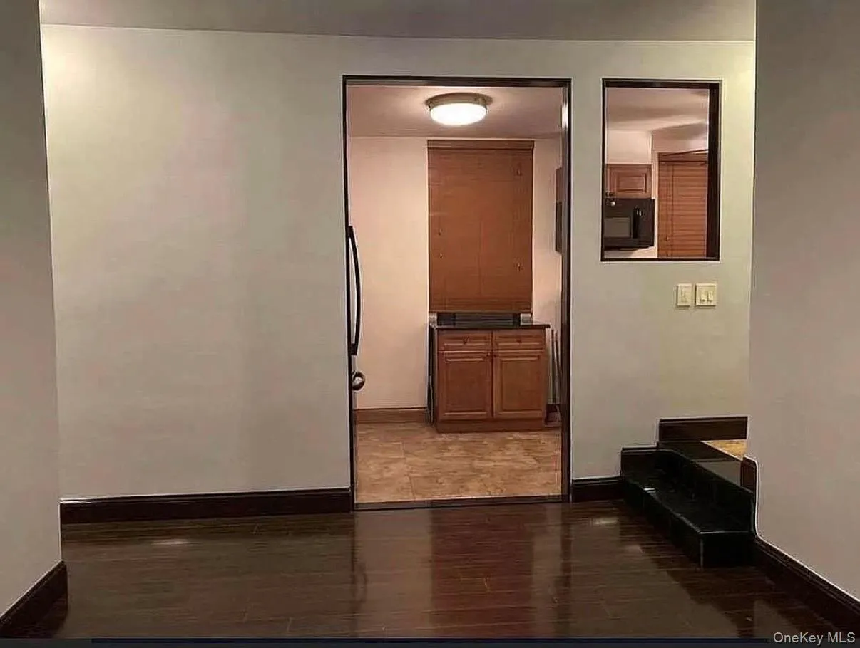21-06 35th Street, New York, NY, 1 Bedroom Bedrooms, 3 Rooms Rooms,1 BathroomBathrooms,Residential,For Rent,35th,0,997893 21-06 35th Street, New York, NY, 1 Bedroom Bedrooms, 3 Rooms Rooms,1 BathroomBathrooms,Residential,For Rent,35th,0,997893