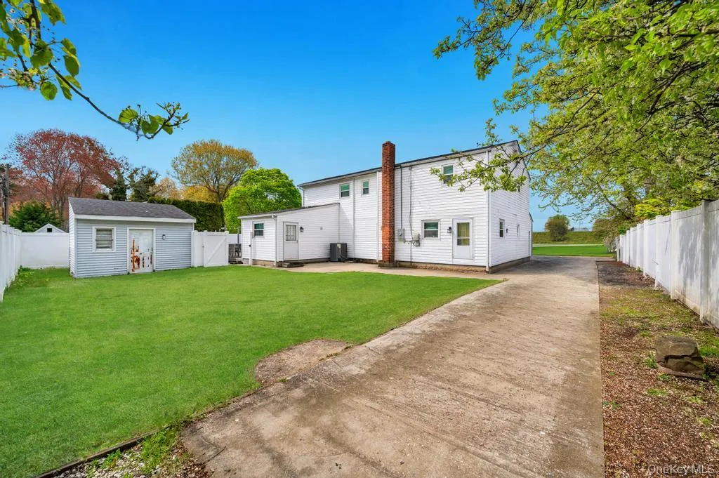 32 Beverly Street, Islip, NY, 5 Bedrooms Bedrooms, 12 Rooms Rooms,3 BathroomsBathrooms,Residential,For Rent,Beverly,0,997895 32 Beverly Street, Islip, NY, 5 Bedrooms Bedrooms, 12 Rooms Rooms,3 BathroomsBathrooms,Residential,For Rent,Beverly,0,997895
