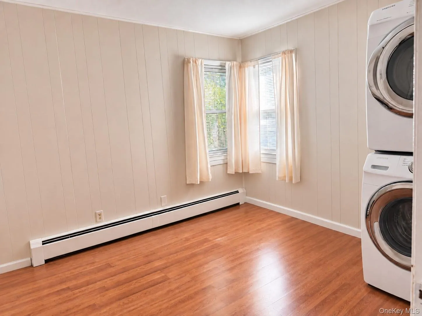 61 Hall Avenue, Clarkstown, NY, 5 Bedrooms Bedrooms, 11 Rooms Rooms,3 BathroomsBathrooms,Residential,For Rent,Hall,0,997896 61 Hall Avenue, Clarkstown, NY, 5 Bedrooms Bedrooms, 11 Rooms Rooms,3 BathroomsBathrooms,Residential,For Rent,Hall,0,997896