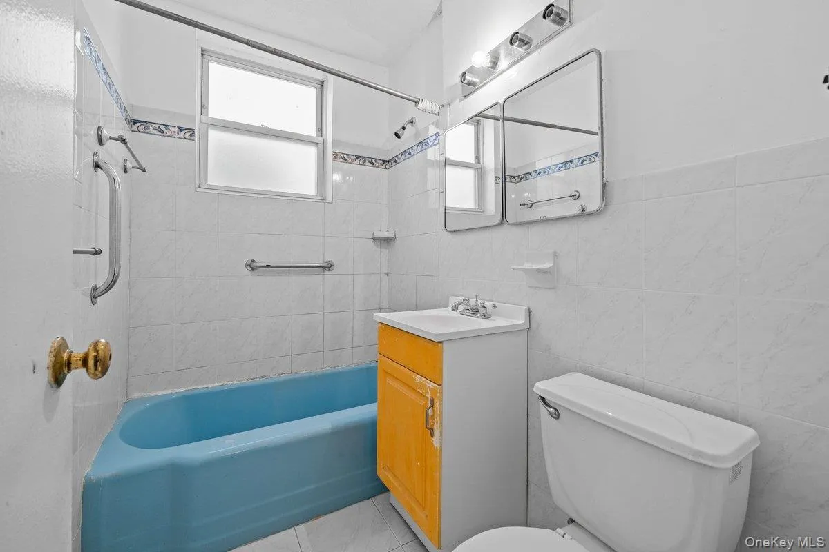 6299 Broadway, New York, NY, 1 Bedroom Bedrooms, 3 Rooms Rooms,1 BathroomBathrooms,Residential Sale,For Rent,Broadway,0,997900 6299 Broadway, New York, NY, 1 Bedroom Bedrooms, 3 Rooms Rooms,1 BathroomBathrooms,Residential Sale,For Rent,Broadway,0,997900