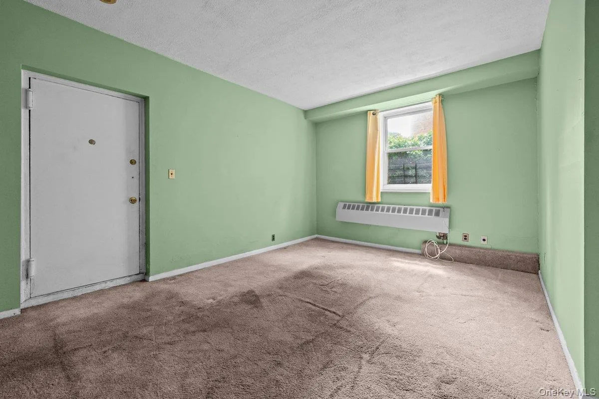 6299 Broadway, New York, NY, 1 Bedroom Bedrooms, 3 Rooms Rooms,1 BathroomBathrooms,Residential Sale,For Rent,Broadway,0,997900 6299 Broadway, New York, NY, 1 Bedroom Bedrooms, 3 Rooms Rooms,1 BathroomBathrooms,Residential Sale,For Rent,Broadway,0,997900