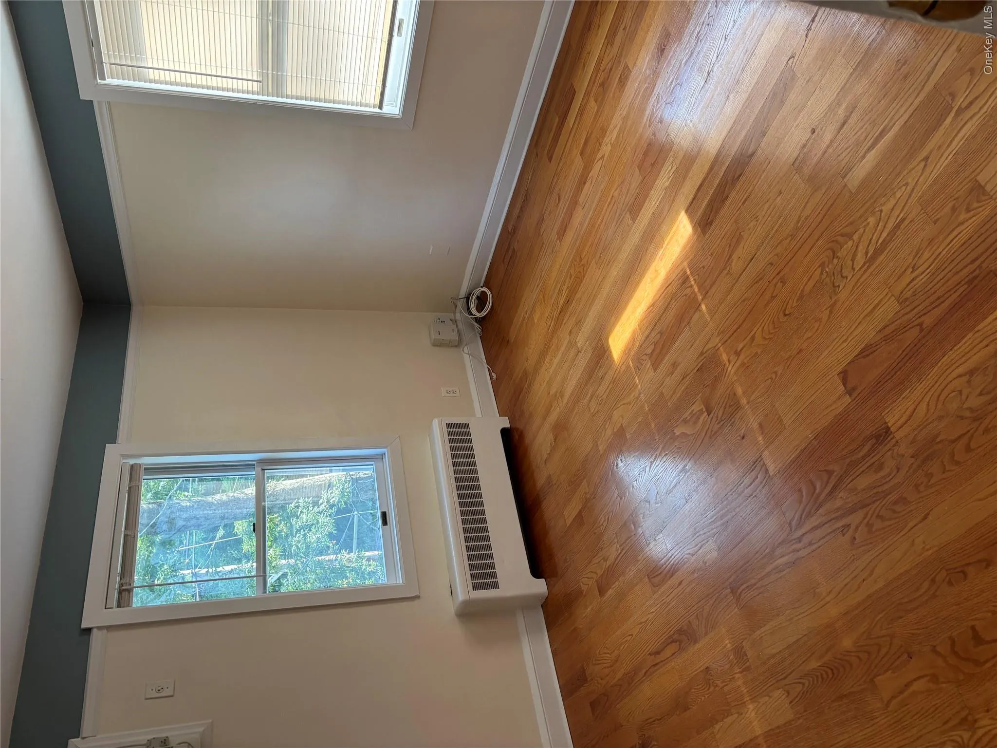 261 Schenck Avenue, North Hempstead, NY, 2 Bedrooms Bedrooms, 4 Rooms Rooms,1 BathroomBathrooms,Residential Lease,For Rent,Schenck,0,997907 261 Schenck Avenue, North Hempstead, NY, 2 Bedrooms Bedrooms, 4 Rooms Rooms,1 BathroomBathrooms,Residential Lease,For Rent,Schenck,0,997907