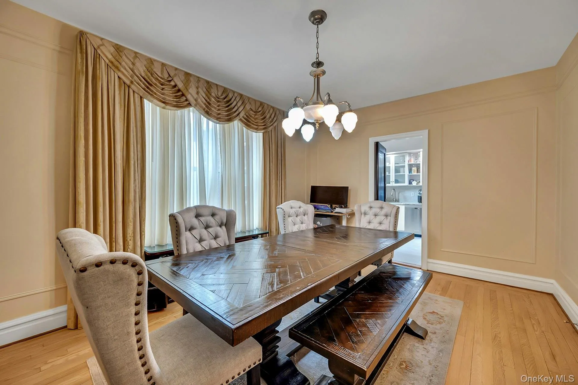 1440 Midland Avenue, Yonkers, NY, 2 Bedrooms Bedrooms, 5 Rooms Rooms,1 BathroomBathrooms,Residential,For Rent,Midland,0,997908 1440 Midland Avenue, Yonkers, NY, 2 Bedrooms Bedrooms, 5 Rooms Rooms,1 BathroomBathrooms,Residential,For Rent,Midland,0,997908