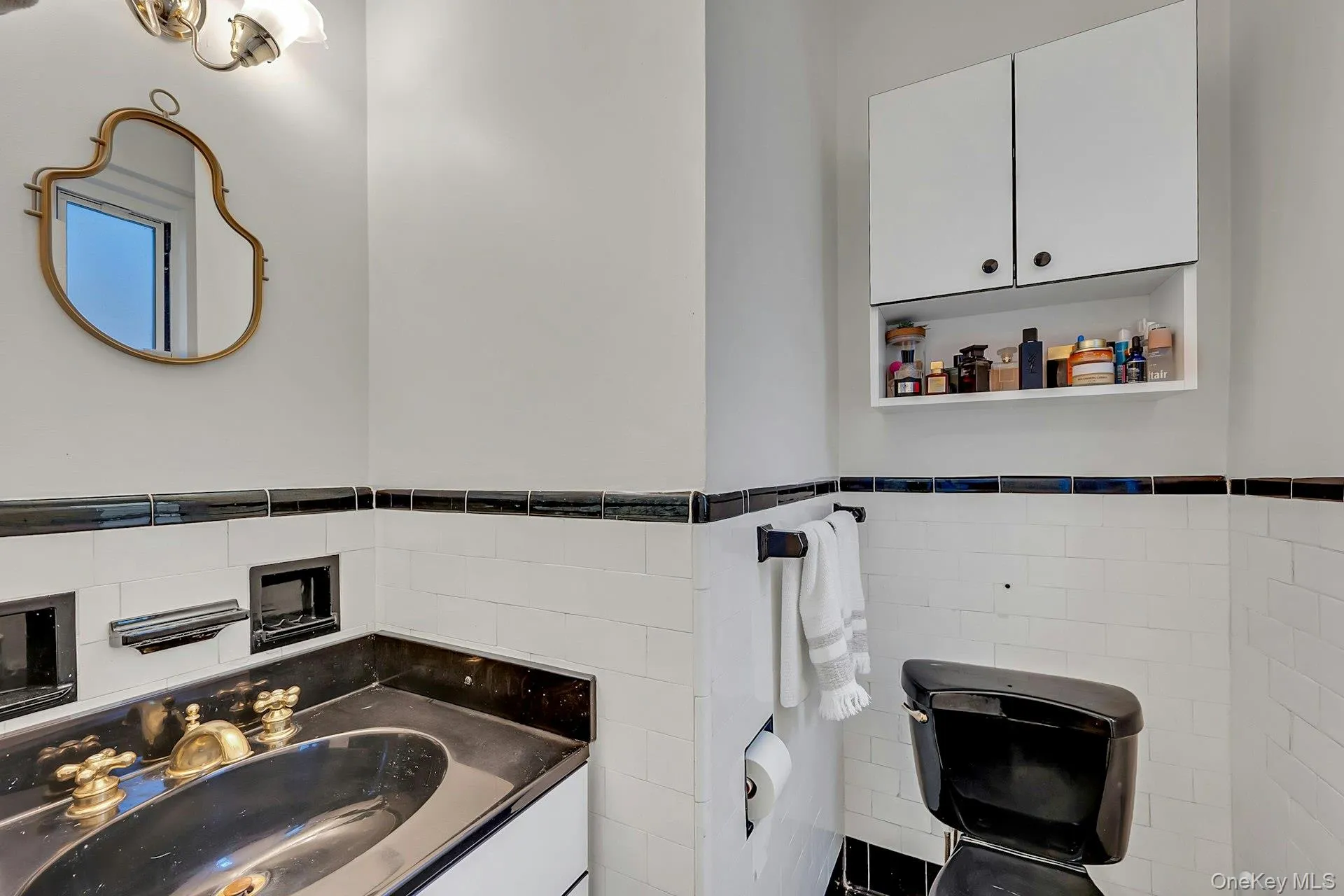 Half Bathroom Half Bathroom