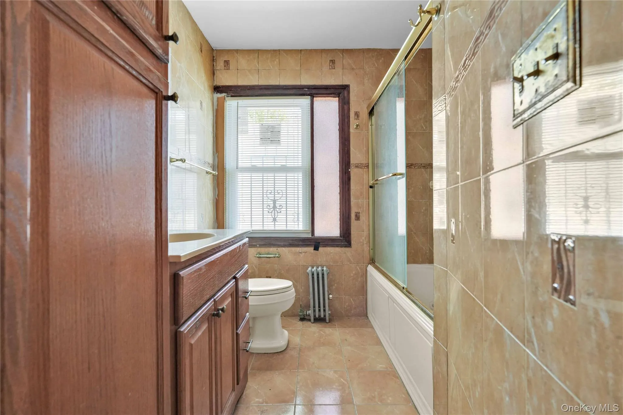 722 Elton Street, New York, NY, 3 Bedrooms Bedrooms, 7 Rooms Rooms,2 BathroomsBathrooms,Residential,For Rent,Elton,0,997913 722 Elton Street, New York, NY, 3 Bedrooms Bedrooms, 7 Rooms Rooms,2 BathroomsBathrooms,Residential,For Rent,Elton,0,997913