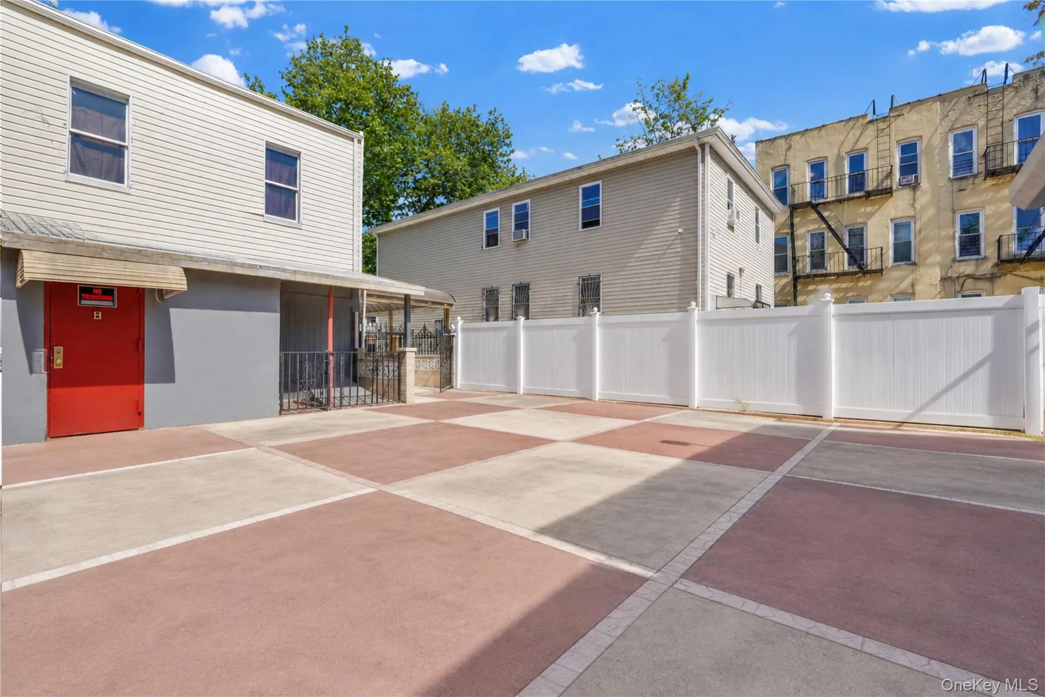 722 Elton Street, New York, NY, 3 Bedrooms Bedrooms, 7 Rooms Rooms,2 BathroomsBathrooms,Residential,For Rent,Elton,0,997913 722 Elton Street, New York, NY, 3 Bedrooms Bedrooms, 7 Rooms Rooms,2 BathroomsBathrooms,Residential,For Rent,Elton,0,997913