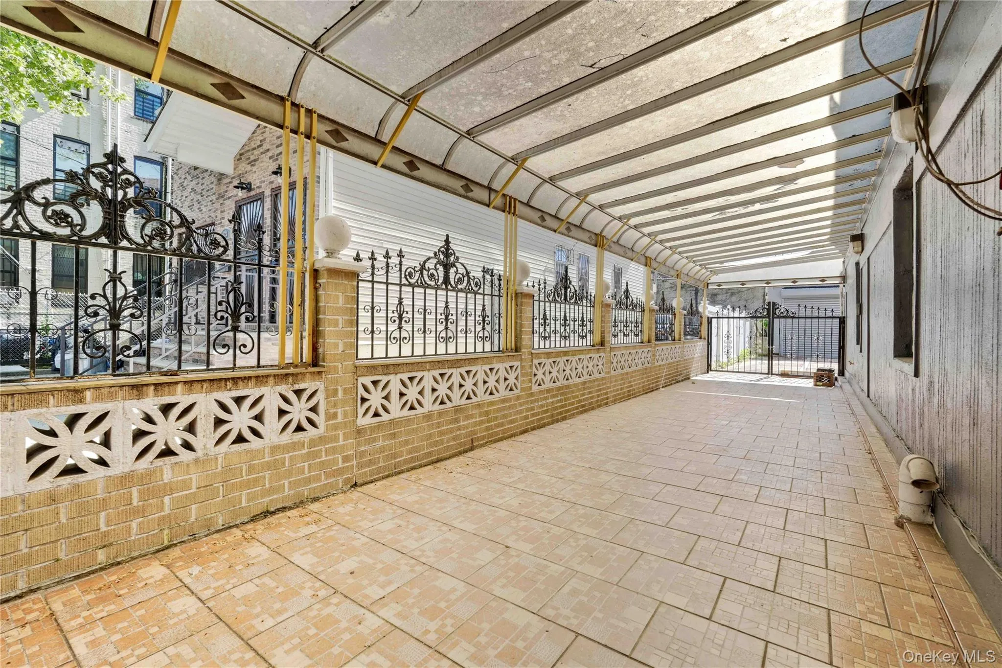 722 Elton Street, New York, NY, 3 Bedrooms Bedrooms, 7 Rooms Rooms,2 BathroomsBathrooms,Residential,For Rent,Elton,0,997913 722 Elton Street, New York, NY, 3 Bedrooms Bedrooms, 7 Rooms Rooms,2 BathroomsBathrooms,Residential,For Rent,Elton,0,997913