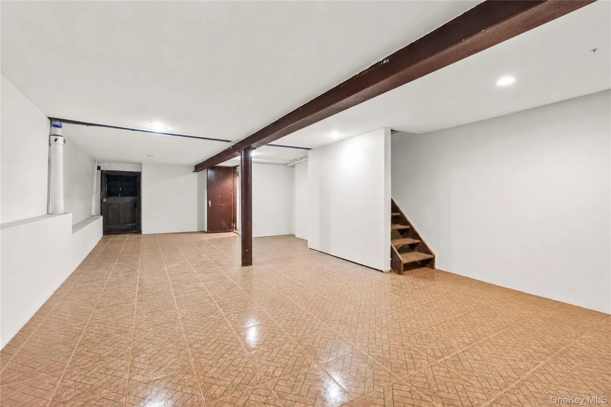 722 Elton Street, New York, NY, 3 Bedrooms Bedrooms, 7 Rooms Rooms,2 BathroomsBathrooms,Residential,For Rent,Elton,0,997913 722 Elton Street, New York, NY, 3 Bedrooms Bedrooms, 7 Rooms Rooms,2 BathroomsBathrooms,Residential,For Rent,Elton,0,997913
