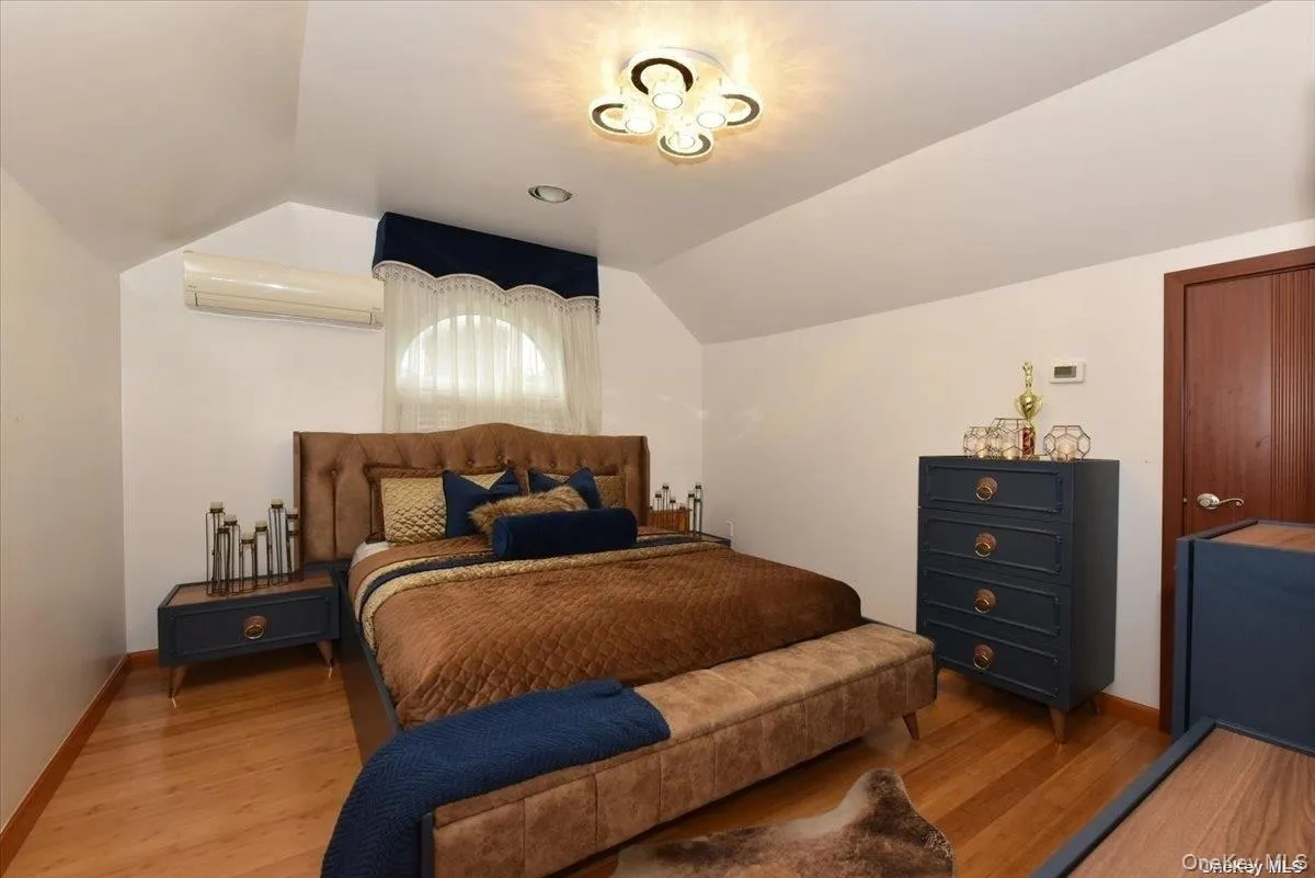 83-16 Edgerton Boulevard, New York, NY, 6 Bedrooms Bedrooms, 14 Rooms Rooms,5 BathroomsBathrooms,Residential Sale,For Rent,Edgerton,0,997916 83-16 Edgerton Boulevard, New York, NY, 6 Bedrooms Bedrooms, 14 Rooms Rooms,5 BathroomsBathrooms,Residential Sale,For Rent,Edgerton,0,997916