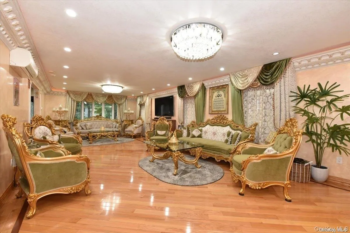83-16 Edgerton Boulevard, New York, NY, 6 Bedrooms Bedrooms, 14 Rooms Rooms,5 BathroomsBathrooms,Residential Sale,For Rent,Edgerton,0,997916 83-16 Edgerton Boulevard, New York, NY, 6 Bedrooms Bedrooms, 14 Rooms Rooms,5 BathroomsBathrooms,Residential Sale,For Rent,Edgerton,0,997916