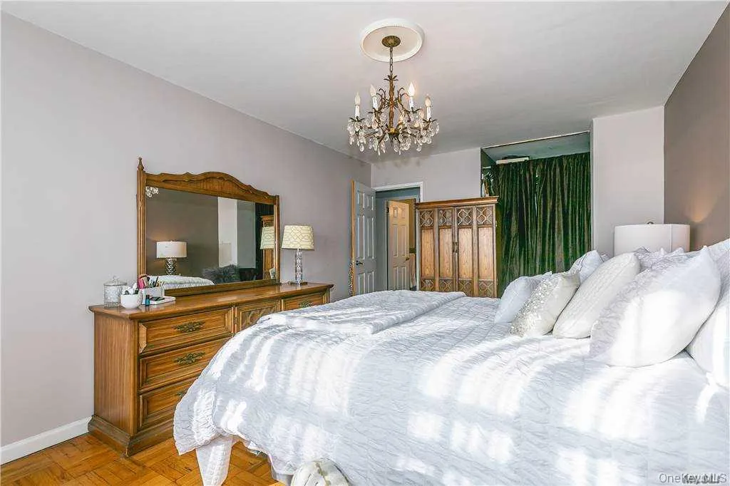 123-40 83 Ave, New York, NY, 1 Bedroom Bedrooms, 5 Rooms Rooms,1 BathroomBathrooms,Residential Lease,For Rent,83 Ave,0,997919 123-40 83 Ave, New York, NY, 1 Bedroom Bedrooms, 5 Rooms Rooms,1 BathroomBathrooms,Residential Lease,For Rent,83 Ave,0,997919