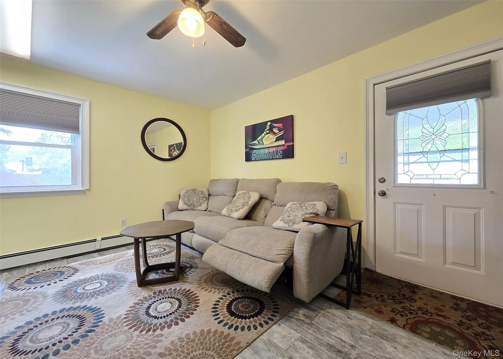 19 Hartsdale Lane, Brookhaven, NY, 3 Bedrooms Bedrooms, 7 Rooms Rooms,2 BathroomsBathrooms,Residential,For Rent,Hartsdale,0,997925 19 Hartsdale Lane, Brookhaven, NY, 3 Bedrooms Bedrooms, 7 Rooms Rooms,2 BathroomsBathrooms,Residential,For Rent,Hartsdale,0,997925