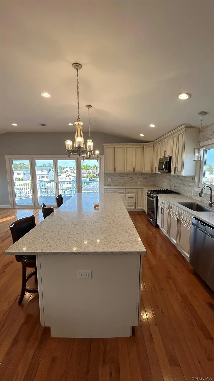 762 Pecan Street, Babylon, NY, 5 Bedrooms Bedrooms, 11 Rooms Rooms,4 BathroomsBathrooms,Residential Lease,For Rent,Pecan,0,997933 762 Pecan Street, Babylon, NY, 5 Bedrooms Bedrooms, 11 Rooms Rooms,4 BathroomsBathrooms,Residential Lease,For Rent,Pecan,0,997933