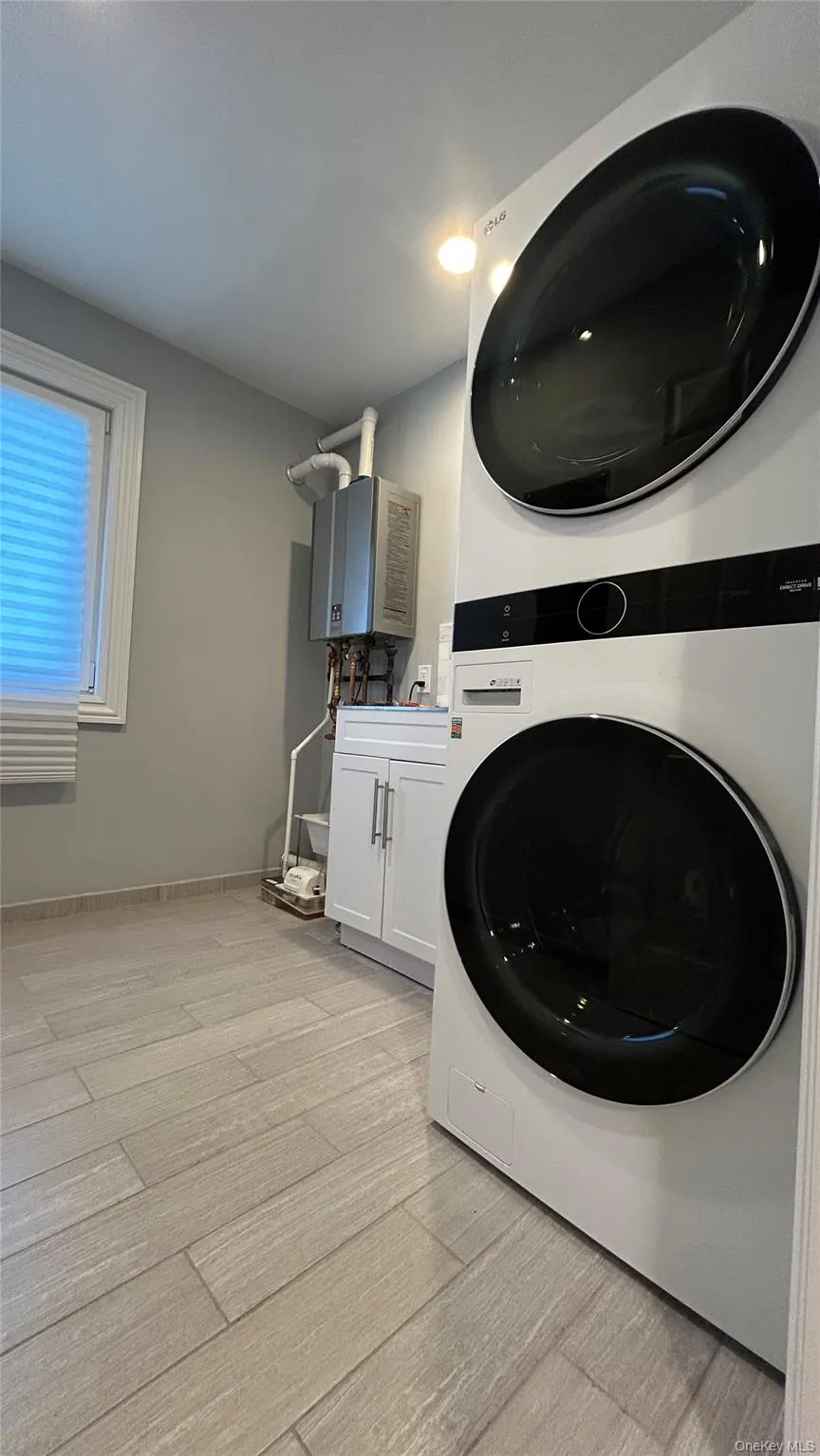 762 Pecan Street, Babylon, NY, 5 Bedrooms Bedrooms, 11 Rooms Rooms,4 BathroomsBathrooms,Residential Lease,For Rent,Pecan,0,997933 762 Pecan Street, Babylon, NY, 5 Bedrooms Bedrooms, 11 Rooms Rooms,4 BathroomsBathrooms,Residential Lease,For Rent,Pecan,0,997933