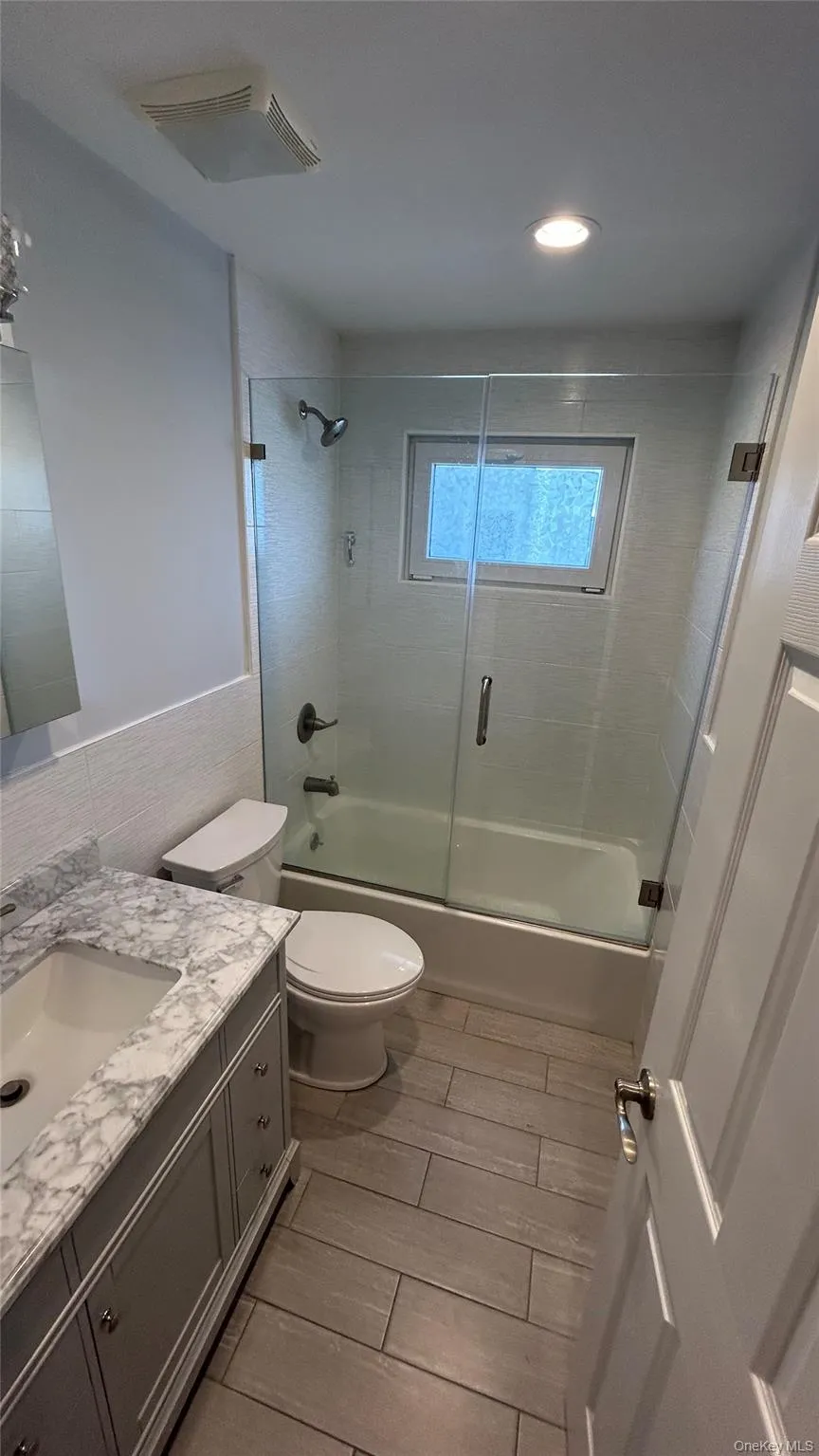 762 Pecan Street, Babylon, NY, 5 Bedrooms Bedrooms, 11 Rooms Rooms,4 BathroomsBathrooms,Residential Lease,For Rent,Pecan,0,997933 762 Pecan Street, Babylon, NY, 5 Bedrooms Bedrooms, 11 Rooms Rooms,4 BathroomsBathrooms,Residential Lease,For Rent,Pecan,0,997933