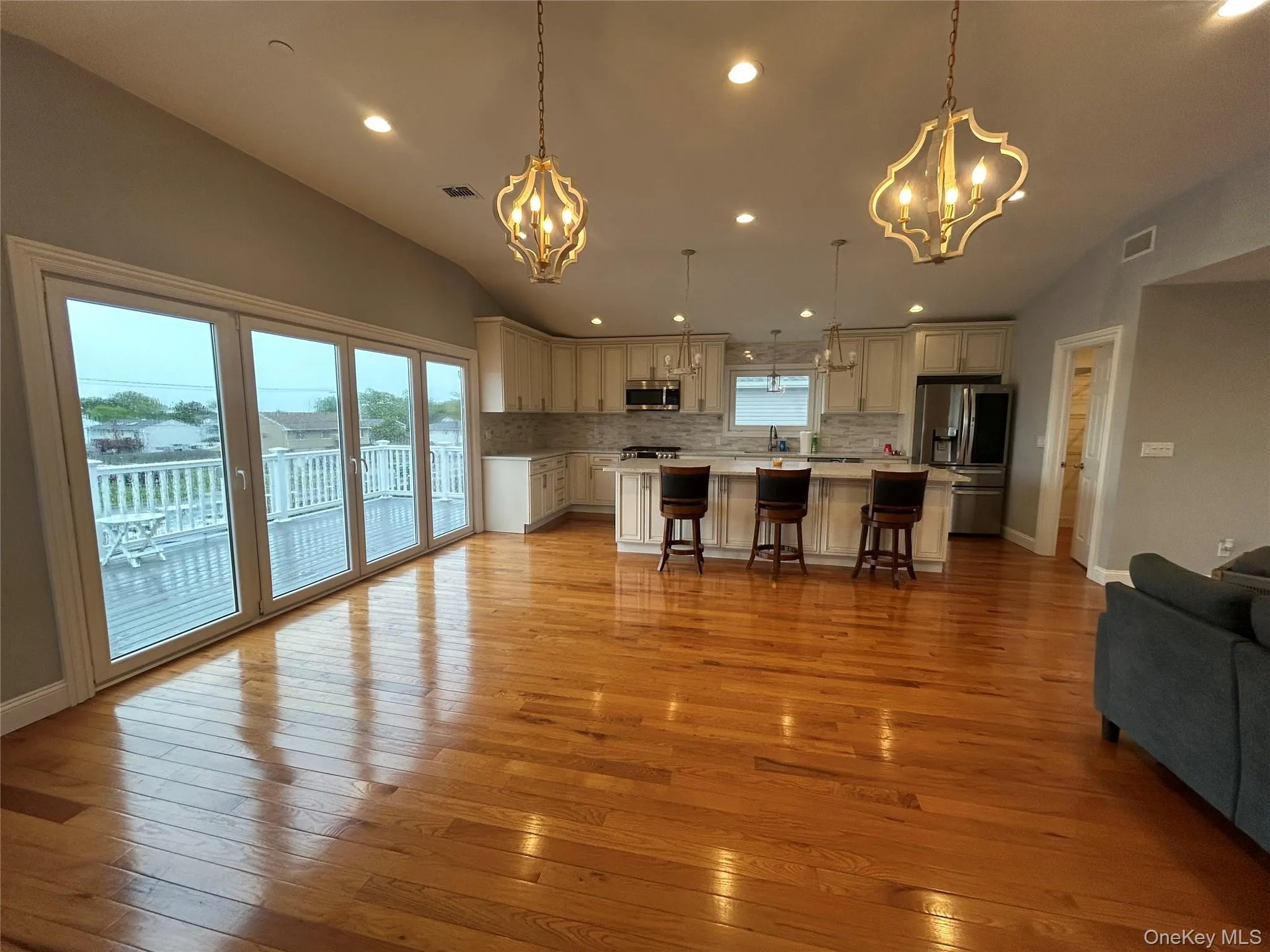 762 Pecan Street, Babylon, NY, 5 Bedrooms Bedrooms, 11 Rooms Rooms,4 BathroomsBathrooms,Residential Lease,For Rent,Pecan,0,997933 762 Pecan Street, Babylon, NY, 5 Bedrooms Bedrooms, 11 Rooms Rooms,4 BathroomsBathrooms,Residential Lease,For Rent,Pecan,0,997933