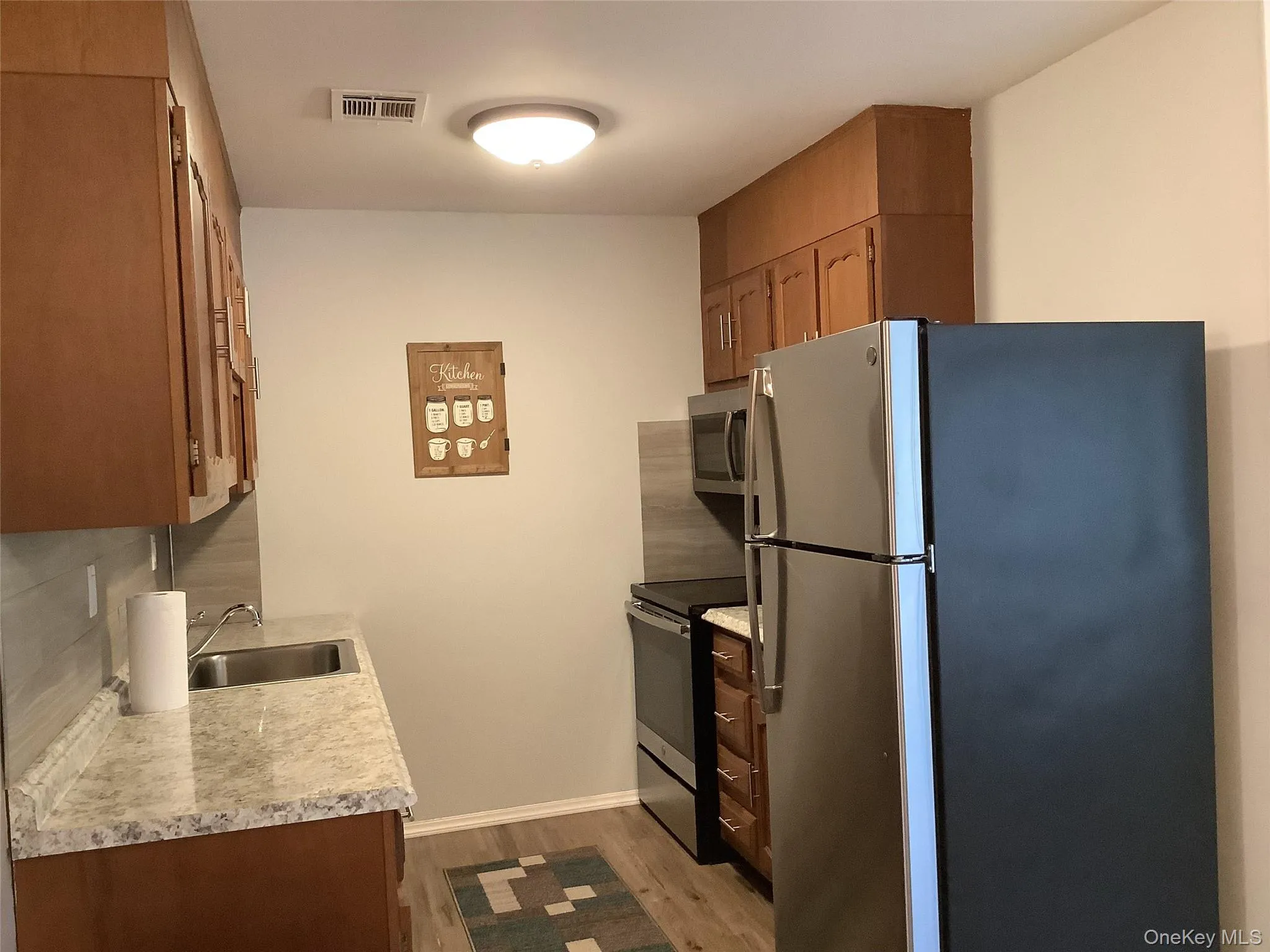 201 Newcastle Court, Brookhaven, NY, 1 Bedroom Bedrooms, 4 Rooms Rooms,1 BathroomBathrooms,Residential Lease,For Rent,Newcastle,0,997938 201 Newcastle Court, Brookhaven, NY, 1 Bedroom Bedrooms, 4 Rooms Rooms,1 BathroomBathrooms,Residential Lease,For Rent,Newcastle,0,997938