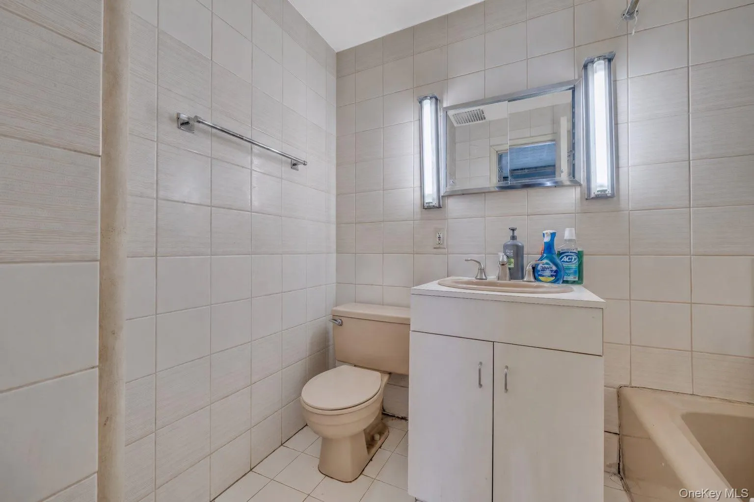 454 23rd Street, New York, NY, 1 Bedroom Bedrooms, 3 Rooms Rooms,1 BathroomBathrooms,Residential,For Rent,23rd,0,997940 454 23rd Street, New York, NY, 1 Bedroom Bedrooms, 3 Rooms Rooms,1 BathroomBathrooms,Residential,For Rent,23rd,0,997940
