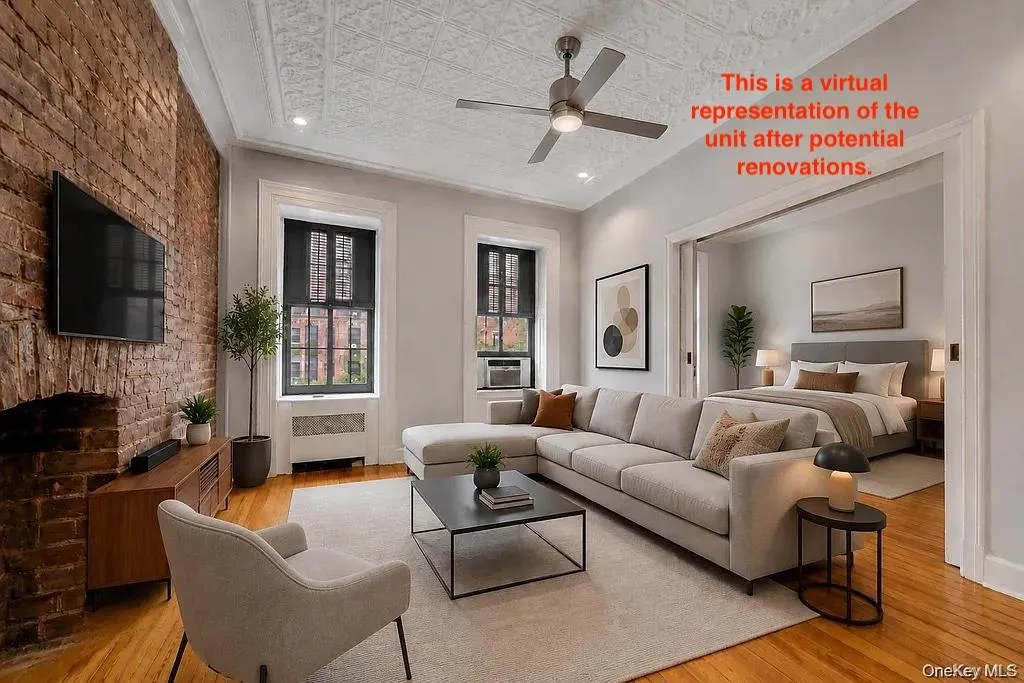 Virtually staged. This is how the apartment could look like after renovation. Virtually staged. This is how the apartment could look like after renovation.