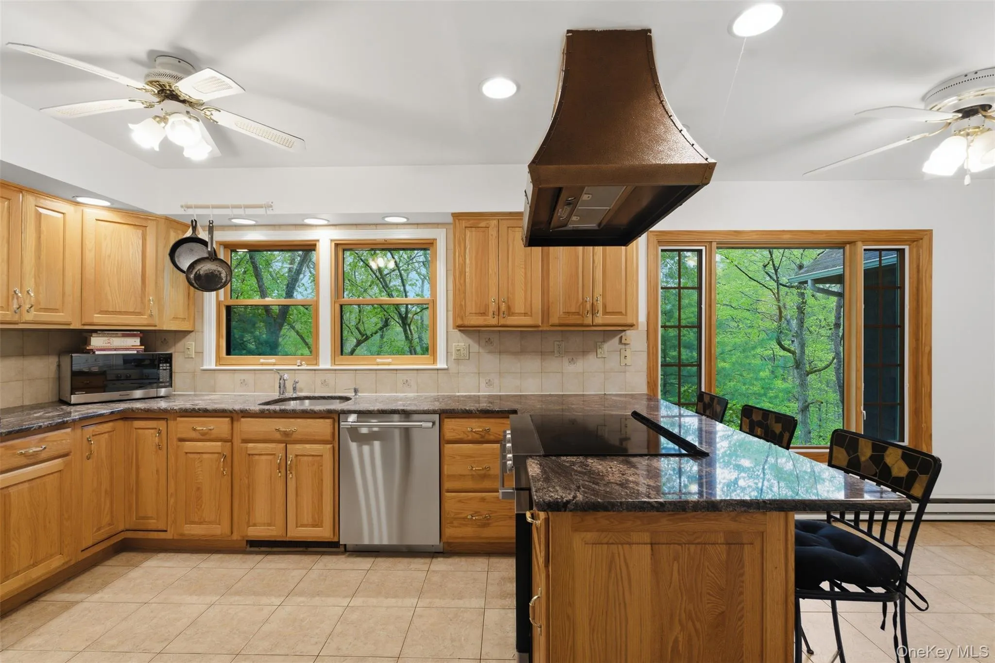 8 Upper Shad Road, Pound Ridge, NY, 5 Bedrooms Bedrooms, 9 Rooms Rooms,3 BathroomsBathrooms,Residential,For Rent,Upper Shad,0,997949 8 Upper Shad Road, Pound Ridge, NY, 5 Bedrooms Bedrooms, 9 Rooms Rooms,3 BathroomsBathrooms,Residential,For Rent,Upper Shad,0,997949