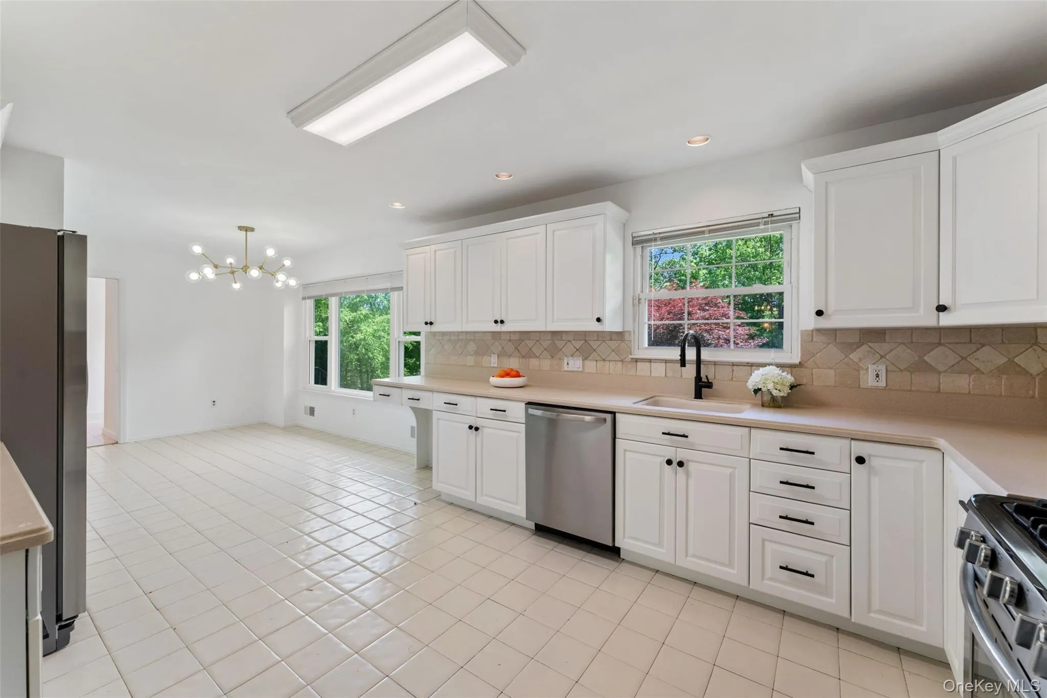 25 Saxon Woods Road, Scarsdale, NY, 4 Bedrooms Bedrooms, 7 Rooms Rooms,2 BathroomsBathrooms,Residential Lease,For Rent,Saxon Woods,0,997960 25 Saxon Woods Road, Scarsdale, NY, 4 Bedrooms Bedrooms, 7 Rooms Rooms,2 BathroomsBathrooms,Residential Lease,For Rent,Saxon Woods,0,997960