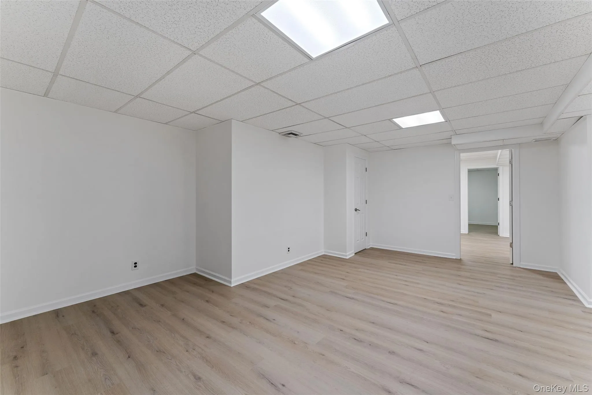 25 Saxon Woods Road, Scarsdale, NY, 4 Bedrooms Bedrooms, 7 Rooms Rooms,2 BathroomsBathrooms,Residential Lease,For Rent,Saxon Woods,0,997960 25 Saxon Woods Road, Scarsdale, NY, 4 Bedrooms Bedrooms, 7 Rooms Rooms,2 BathroomsBathrooms,Residential Lease,For Rent,Saxon Woods,0,997960