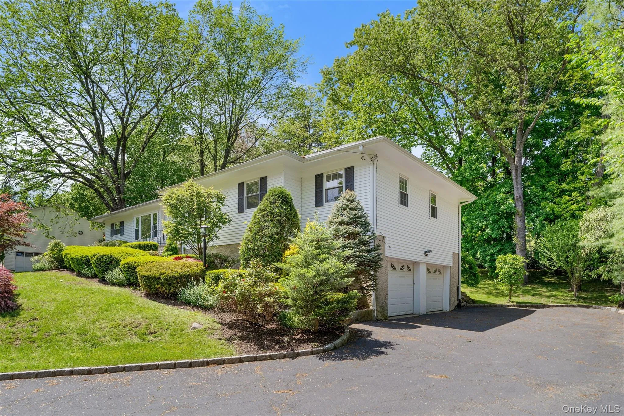 25 Saxon Woods Road, Scarsdale, NY, 4 Bedrooms Bedrooms, 7 Rooms Rooms,2 BathroomsBathrooms,Residential Lease,For Rent,Saxon Woods,0,997960 25 Saxon Woods Road, Scarsdale, NY, 4 Bedrooms Bedrooms, 7 Rooms Rooms,2 BathroomsBathrooms,Residential Lease,For Rent,Saxon Woods,0,997960