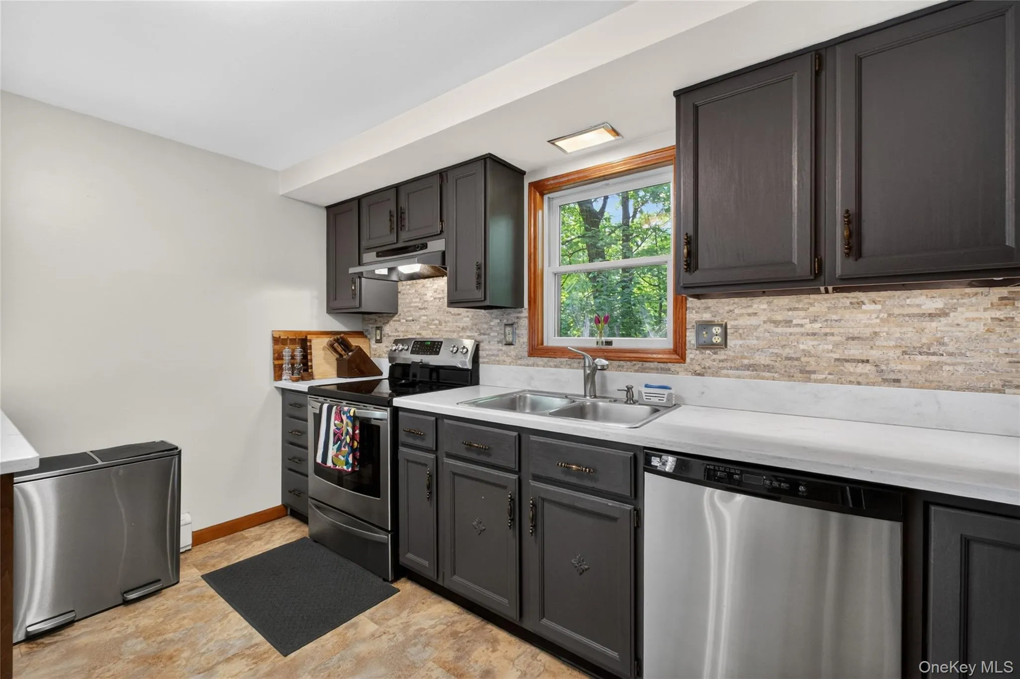 127 Belvedere Road, Beacon, NY, 3 Bedrooms Bedrooms, 6 Rooms Rooms,2 BathroomsBathrooms,Residential,For Rent,Belvedere,0,997961 127 Belvedere Road, Beacon, NY, 3 Bedrooms Bedrooms, 6 Rooms Rooms,2 BathroomsBathrooms,Residential,For Rent,Belvedere,0,997961