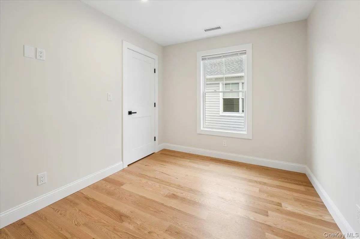 89 Crystal Street, Harrison, NY, 3 Bedrooms Bedrooms, 5 Rooms Rooms,2 BathroomsBathrooms,Residential Lease,For Rent,Crystal,0,997963 89 Crystal Street, Harrison, NY, 3 Bedrooms Bedrooms, 5 Rooms Rooms,2 BathroomsBathrooms,Residential Lease,For Rent,Crystal,0,997963