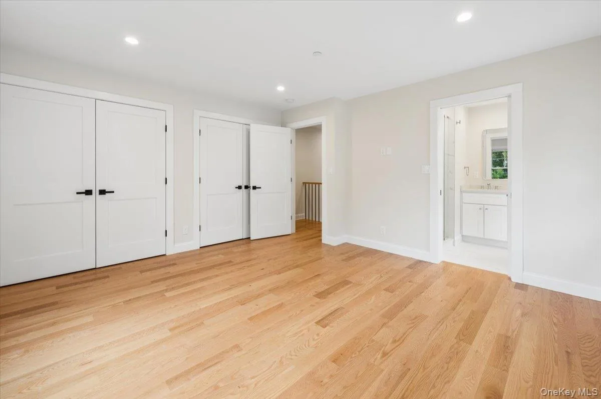 89 Crystal Street, Harrison, NY, 3 Bedrooms Bedrooms, 5 Rooms Rooms,2 BathroomsBathrooms,Residential Lease,For Rent,Crystal,0,997963 89 Crystal Street, Harrison, NY, 3 Bedrooms Bedrooms, 5 Rooms Rooms,2 BathroomsBathrooms,Residential Lease,For Rent,Crystal,0,997963