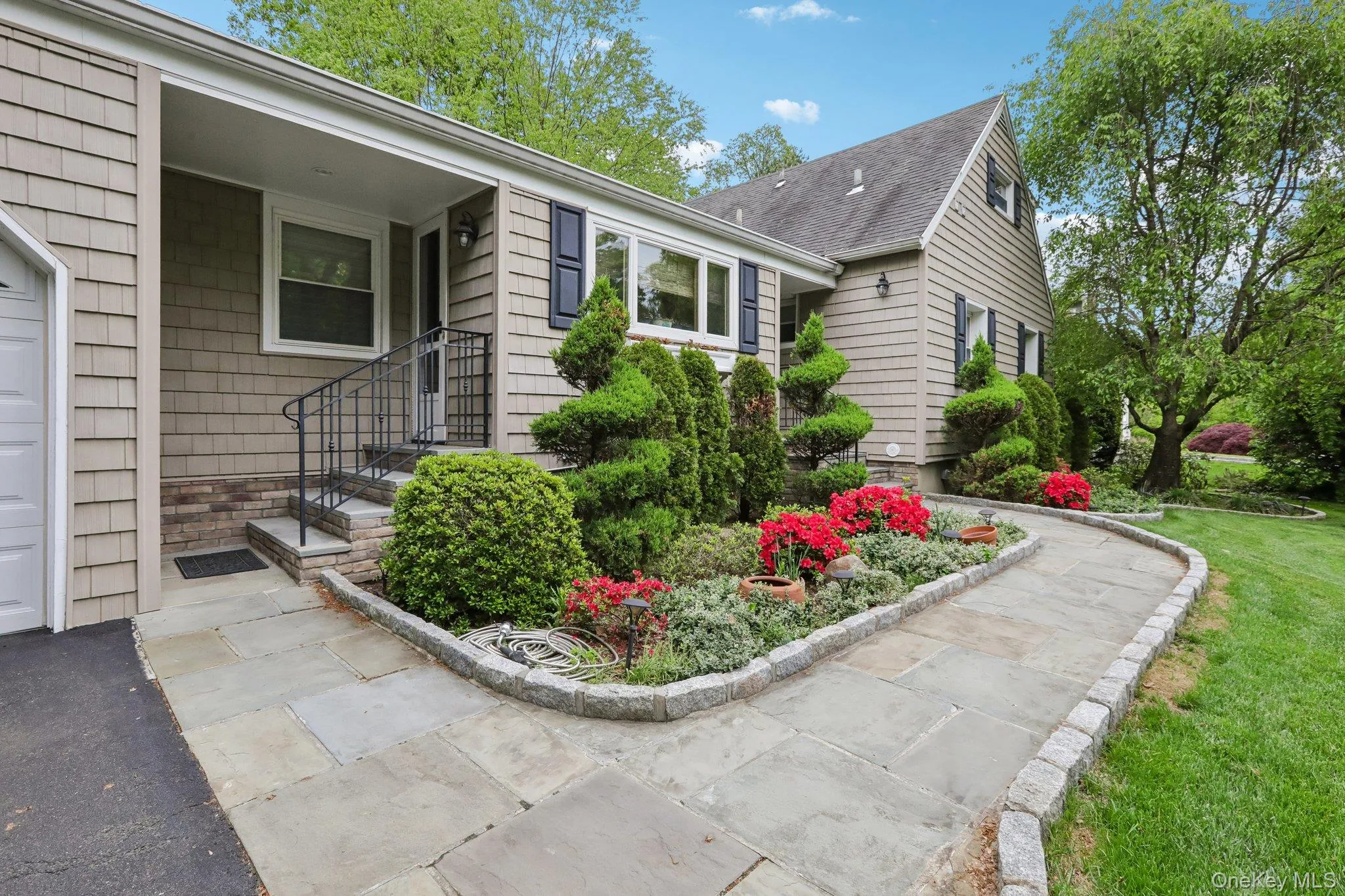 22 Stony Run, New Rochelle, NY, 4 Bedrooms Bedrooms, 8 Rooms Rooms,3 BathroomsBathrooms,Residential,For Rent,Stony,0,997971 22 Stony Run, New Rochelle, NY, 4 Bedrooms Bedrooms, 8 Rooms Rooms,3 BathroomsBathrooms,Residential,For Rent,Stony,0,997971