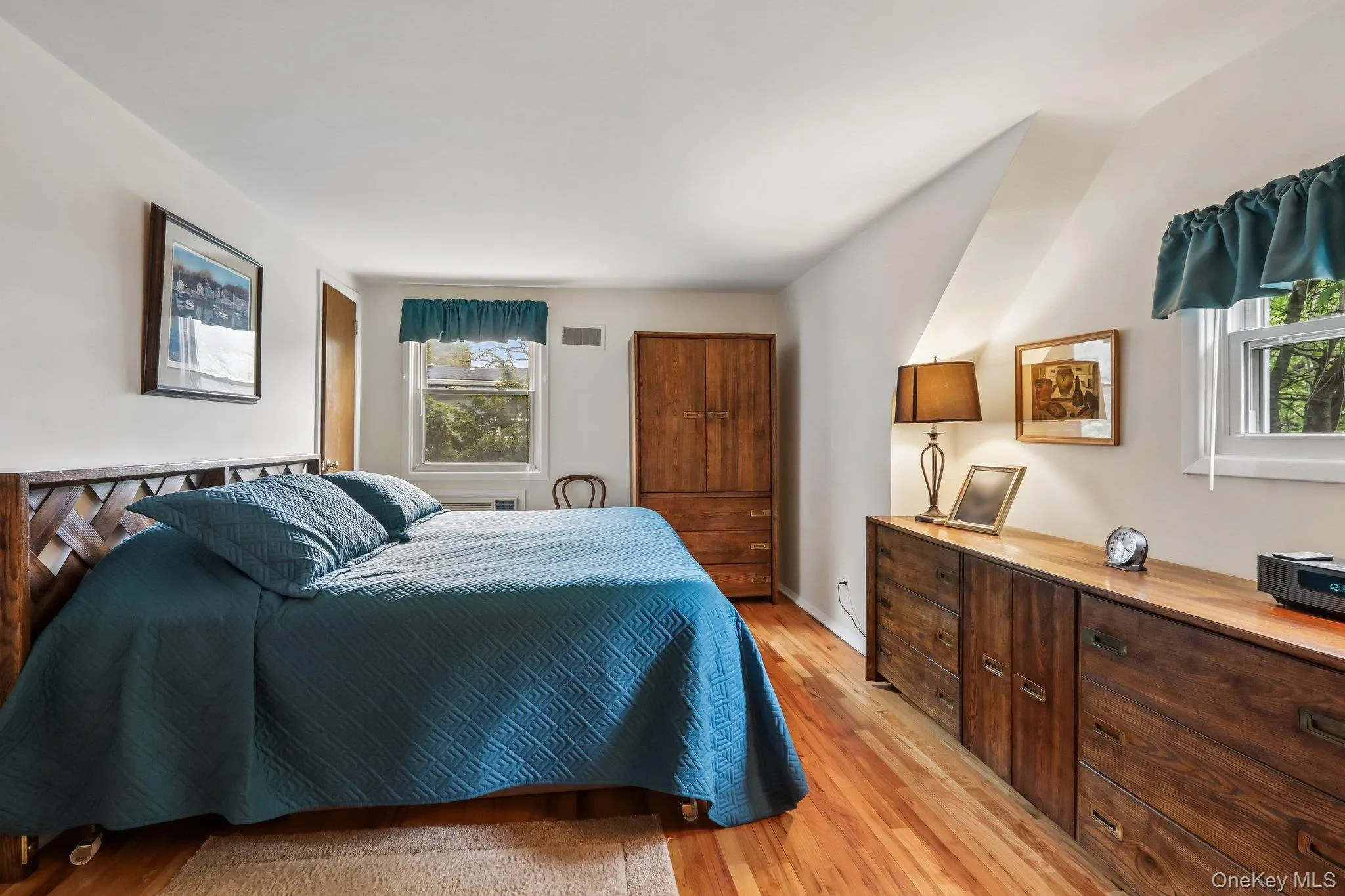 22 Stony Run, New Rochelle, NY, 4 Bedrooms Bedrooms, 8 Rooms Rooms,3 BathroomsBathrooms,Residential,For Rent,Stony,0,997971 22 Stony Run, New Rochelle, NY, 4 Bedrooms Bedrooms, 8 Rooms Rooms,3 BathroomsBathrooms,Residential,For Rent,Stony,0,997971