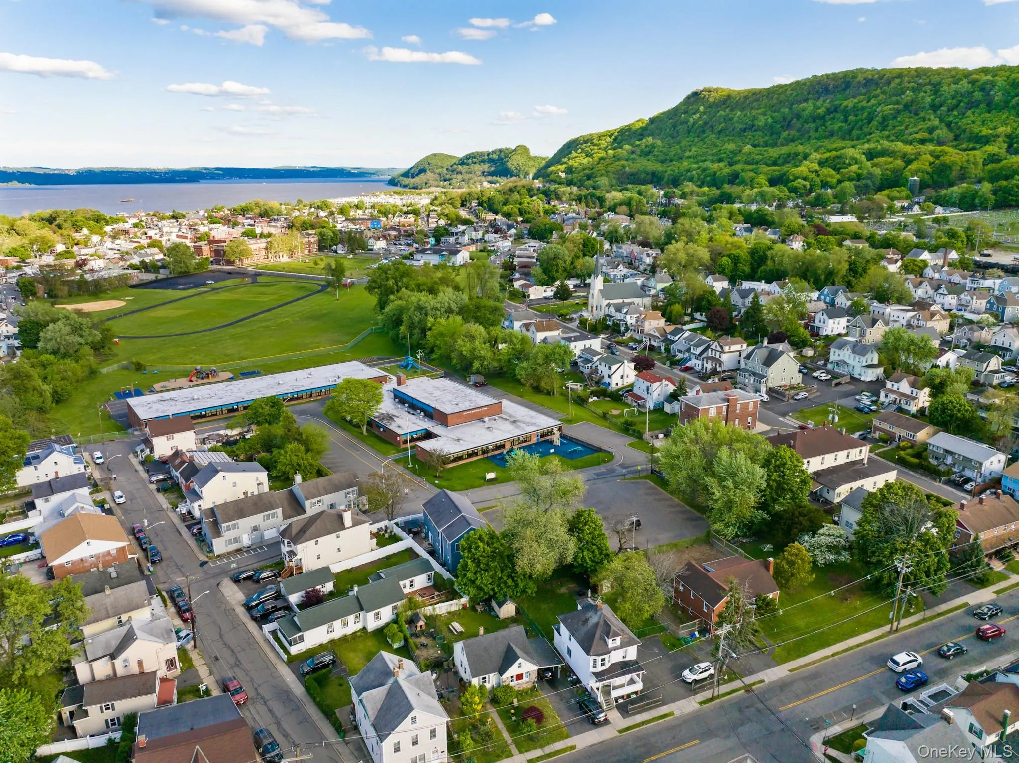 13 Westside Avenue, Haverstraw, NY, 4 Bedrooms Bedrooms, 6 Rooms Rooms,1 BathroomBathrooms,Residential Sale,For Rent,Westside,0,997972 13 Westside Avenue, Haverstraw, NY, 4 Bedrooms Bedrooms, 6 Rooms Rooms,1 BathroomBathrooms,Residential Sale,For Rent,Westside,0,997972