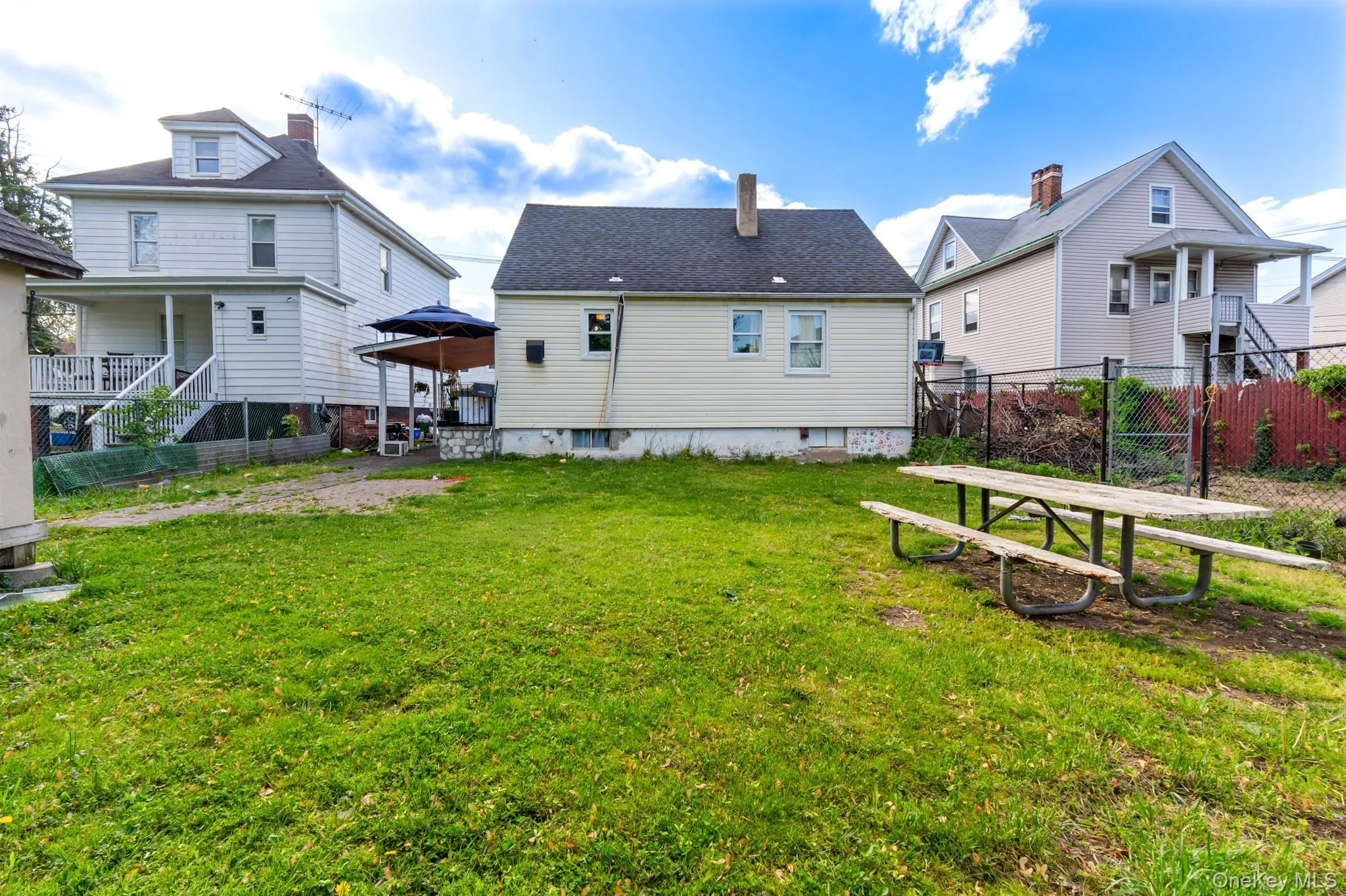 13 Westside Avenue, Haverstraw, NY, 4 Bedrooms Bedrooms, 6 Rooms Rooms,1 BathroomBathrooms,Residential Sale,For Rent,Westside,0,997972 13 Westside Avenue, Haverstraw, NY, 4 Bedrooms Bedrooms, 6 Rooms Rooms,1 BathroomBathrooms,Residential Sale,For Rent,Westside,0,997972