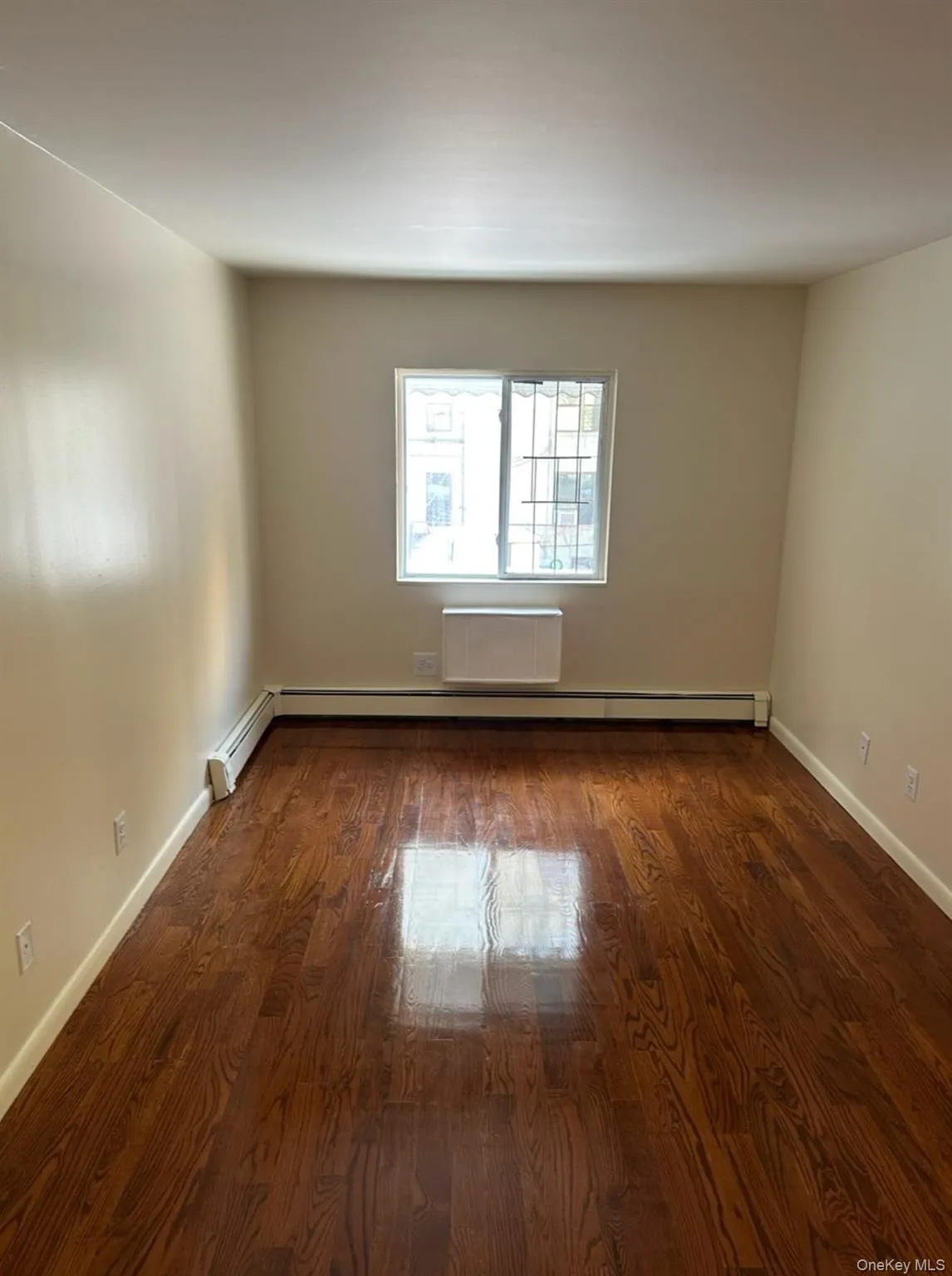 858 175th Street, New York, NY, 3 Bedrooms Bedrooms, 6 Rooms Rooms,1 BathroomBathrooms,Residential Lease,For Rent,175th,0,997975 858 175th Street, New York, NY, 3 Bedrooms Bedrooms, 6 Rooms Rooms,1 BathroomBathrooms,Residential Lease,For Rent,175th,0,997975