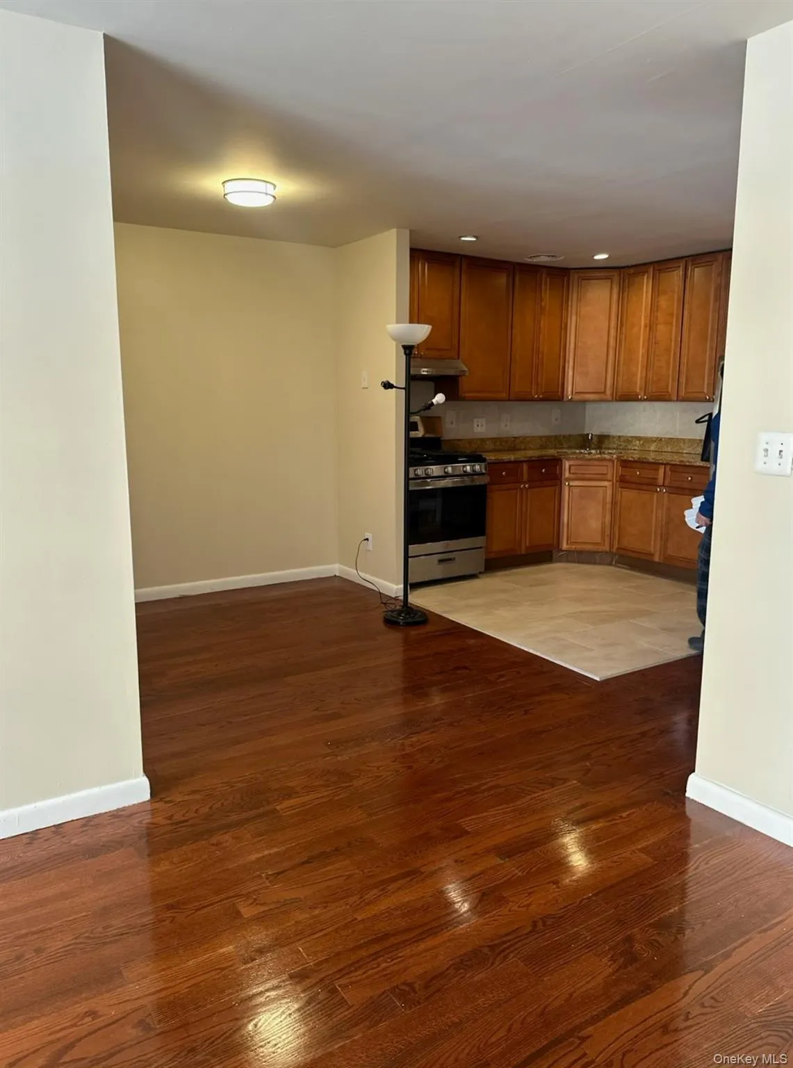 858 175th Street, New York, NY, 3 Bedrooms Bedrooms, 6 Rooms Rooms,1 BathroomBathrooms,Residential Lease,For Rent,175th,0,997975 858 175th Street, New York, NY, 3 Bedrooms Bedrooms, 6 Rooms Rooms,1 BathroomBathrooms,Residential Lease,For Rent,175th,0,997975